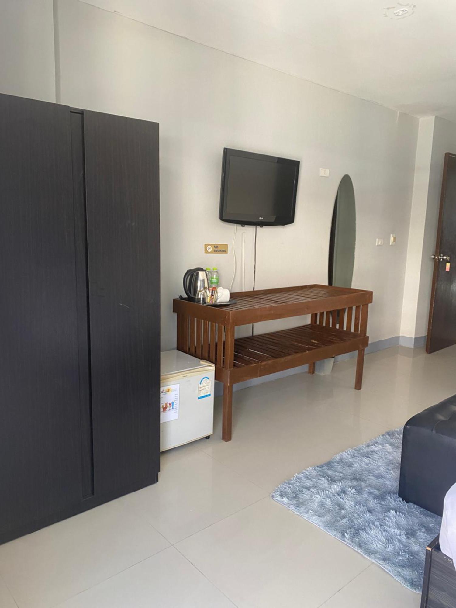 Holiday Home Patong Екстериор снимка