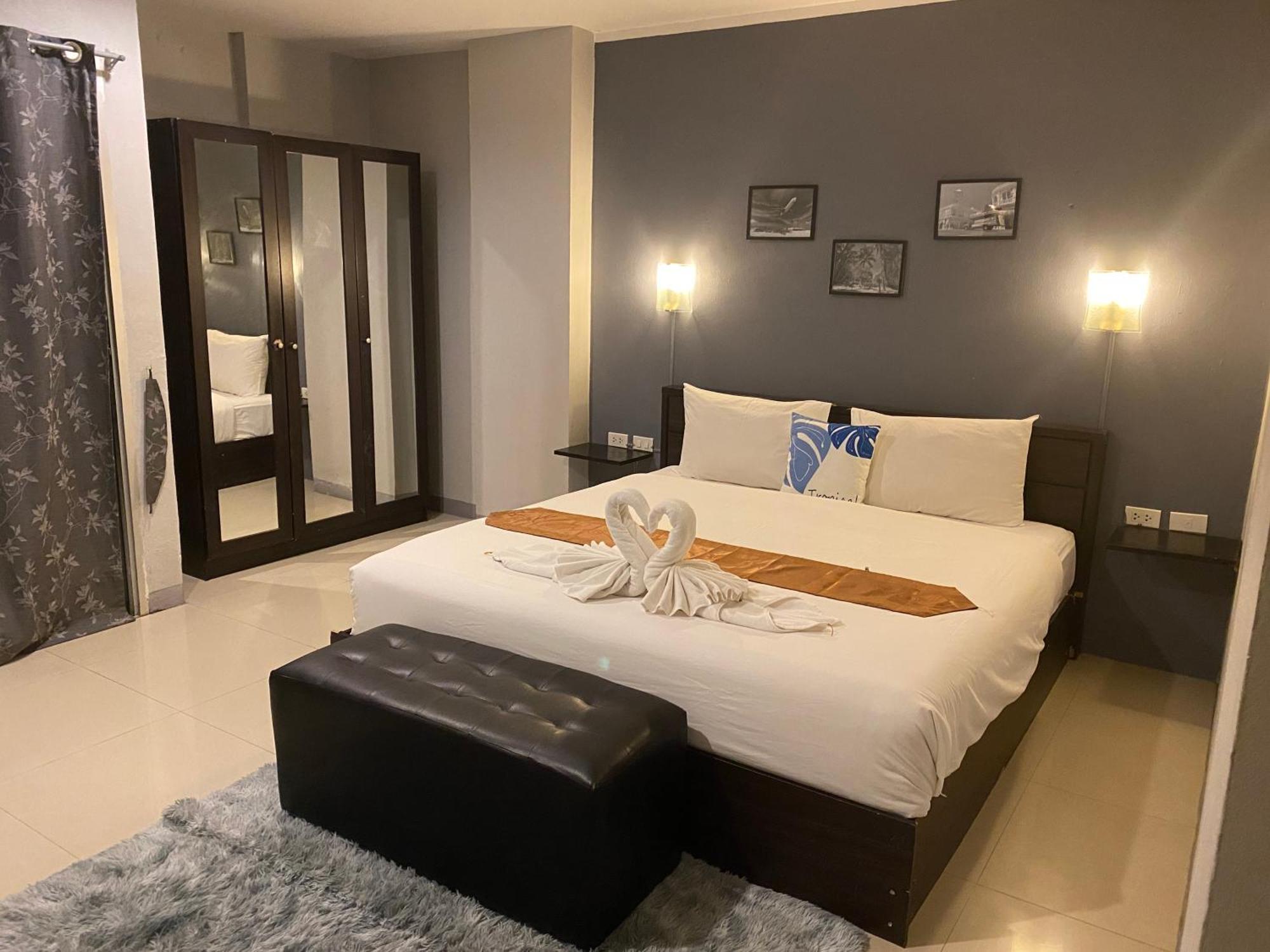 Holiday Home Patong Екстериор снимка