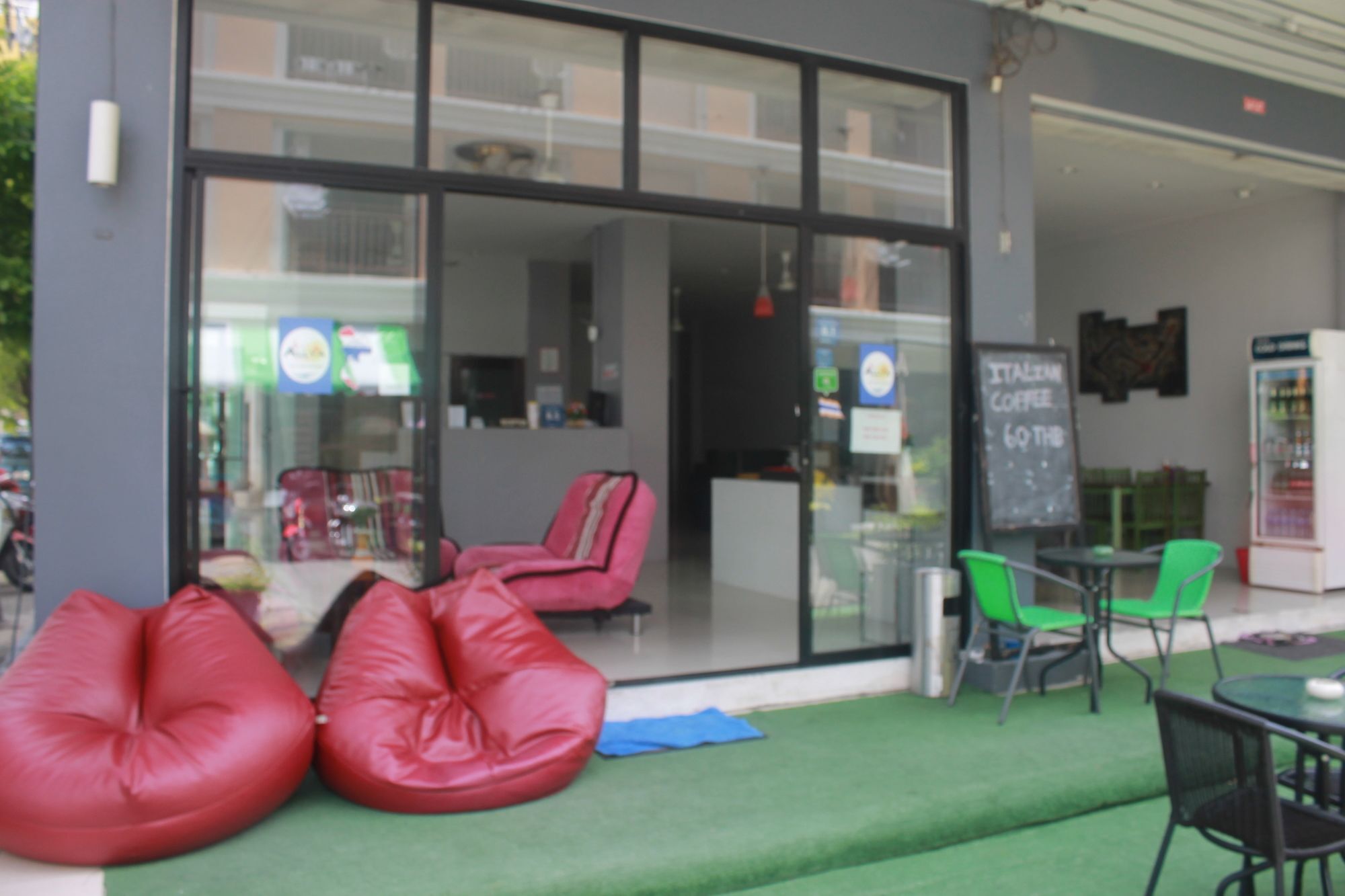 Holiday Home Patong Екстериор снимка